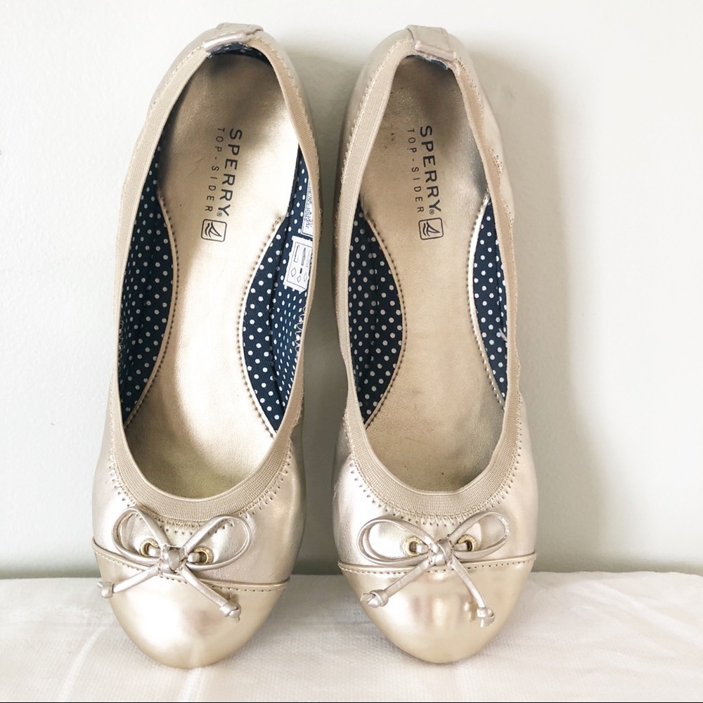 Sperry Elise gold ballet flats. Juniors 4.5